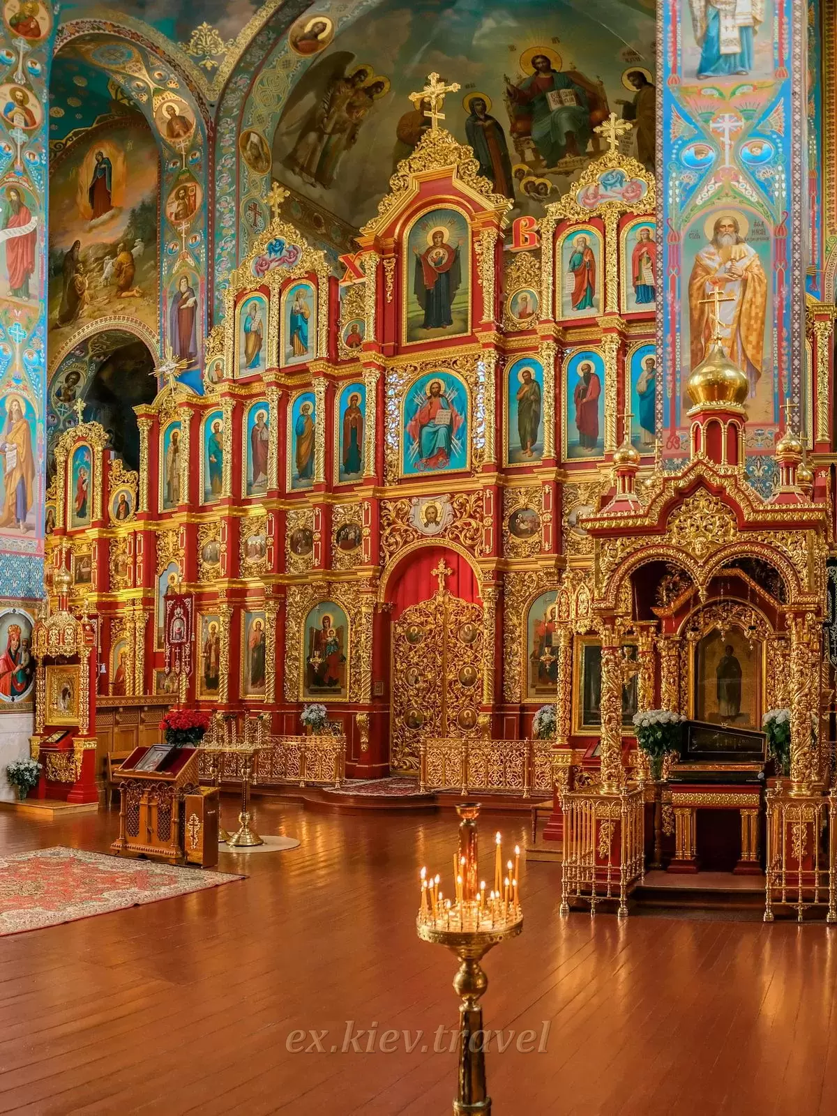 在基輔的烏克蘭短途旅行 - Pirogovo 博物館 - Panteleimonovsky 修道院