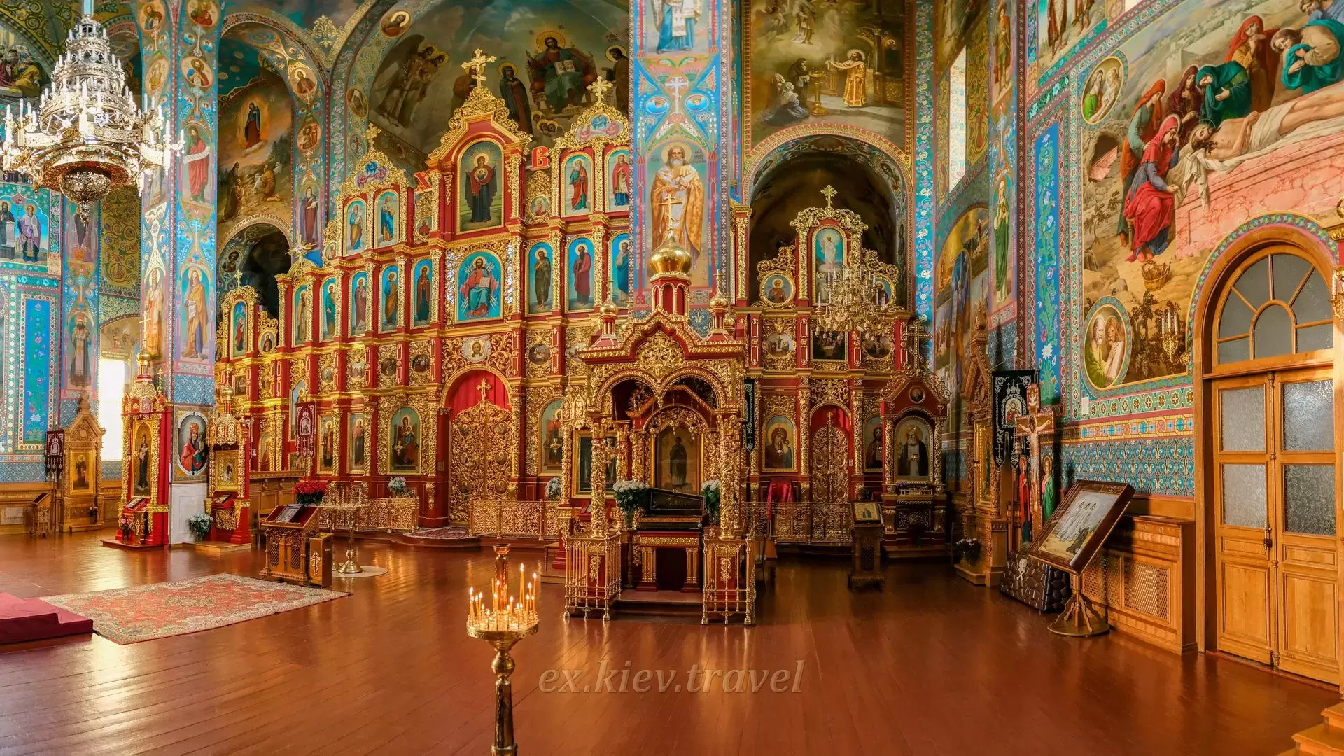 Excursions en Ukraine à Kiev - Musée Pirogovo - Monastère Panteleimonovsky