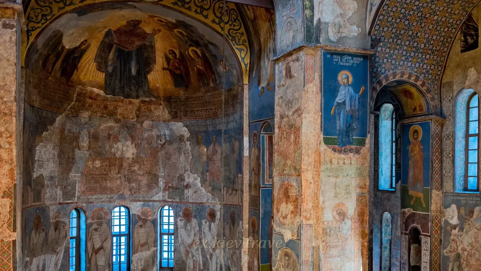 Excursions in Ukraine in Kiev - Cyril Church