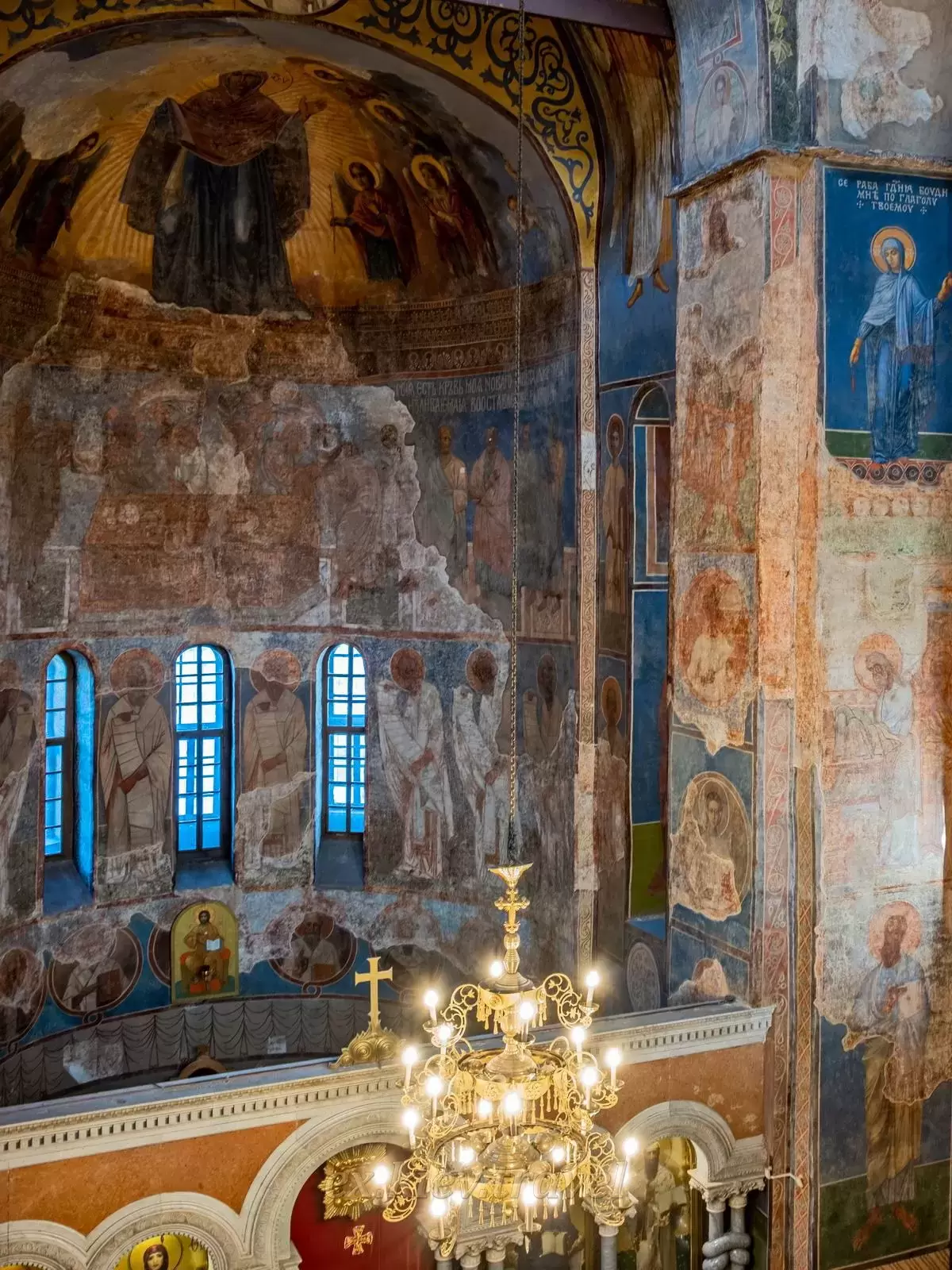 Kiev'de Ukrayna Gezileri - Cyril Kilisesi