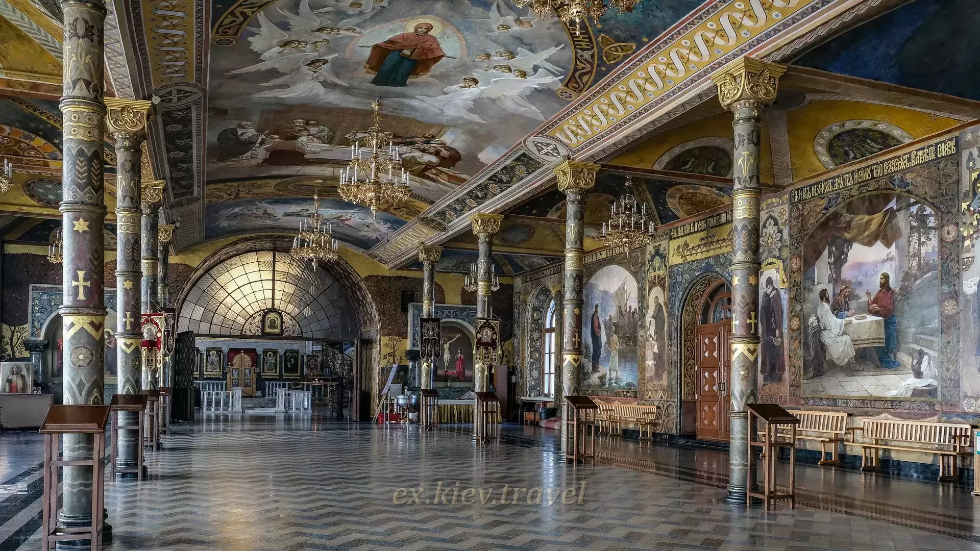 Excursions in Ukraine in Kiev - Kiev Pechersk Lavra, refectory