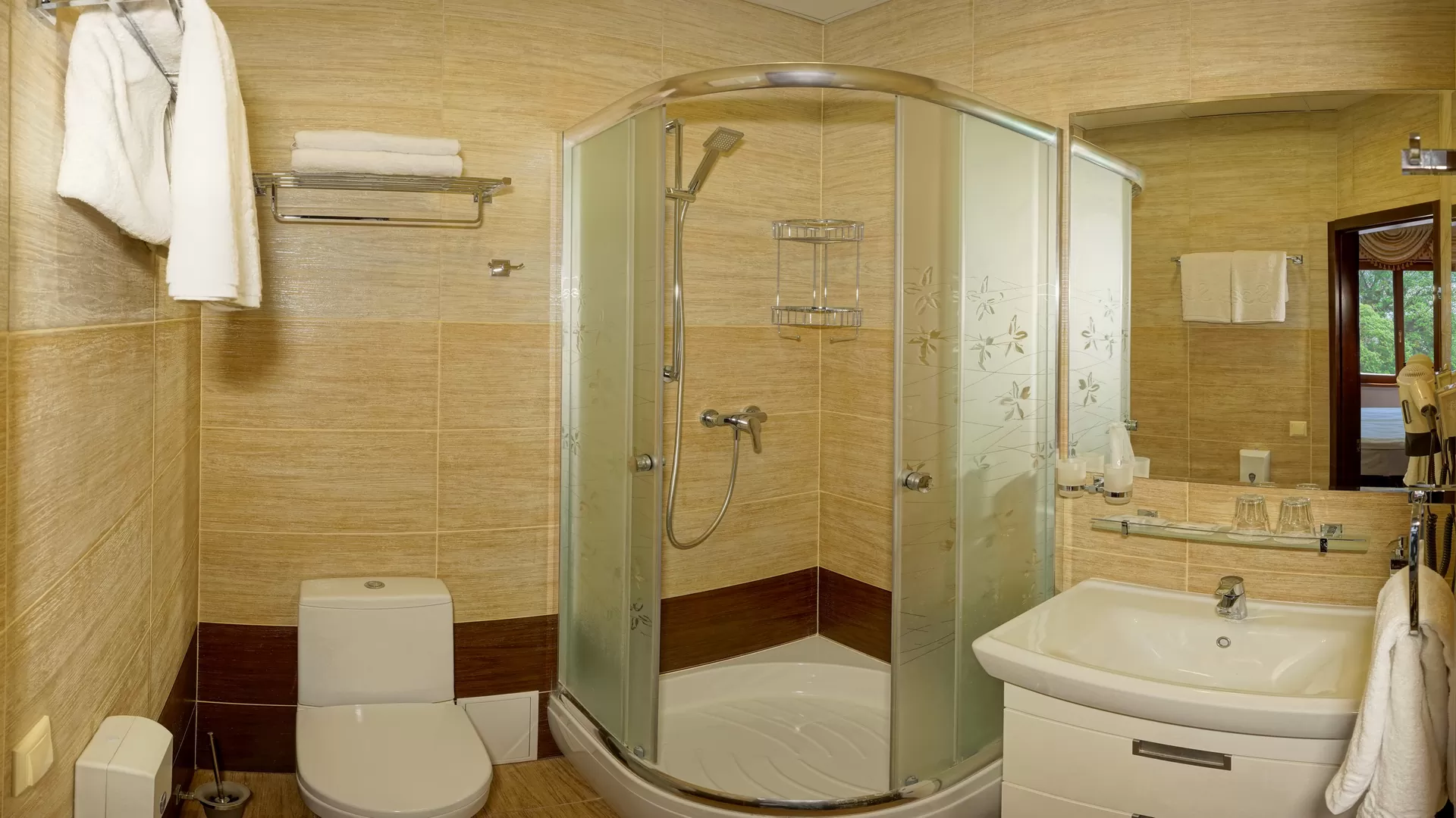 Hotel in Ucraina Kiev camera doppia Villa La Scala + escursioni + pasti